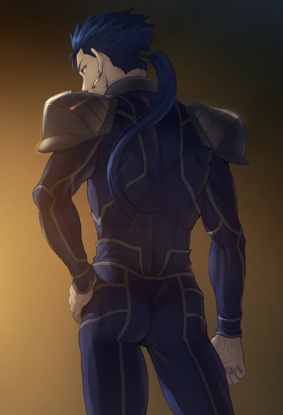 1boy arm_at_side armor ass blue_bodysuit blue_hair bodysuit commentary_request contrapposto cu_chulainn_(fate)_(all) earrings fate/stay_night fate_(series) from_behind gradient gradient_background hand_on_hip highres jewelry lancer long_hair male_focus mondi_hl orange_background ponytail shoulder_armor