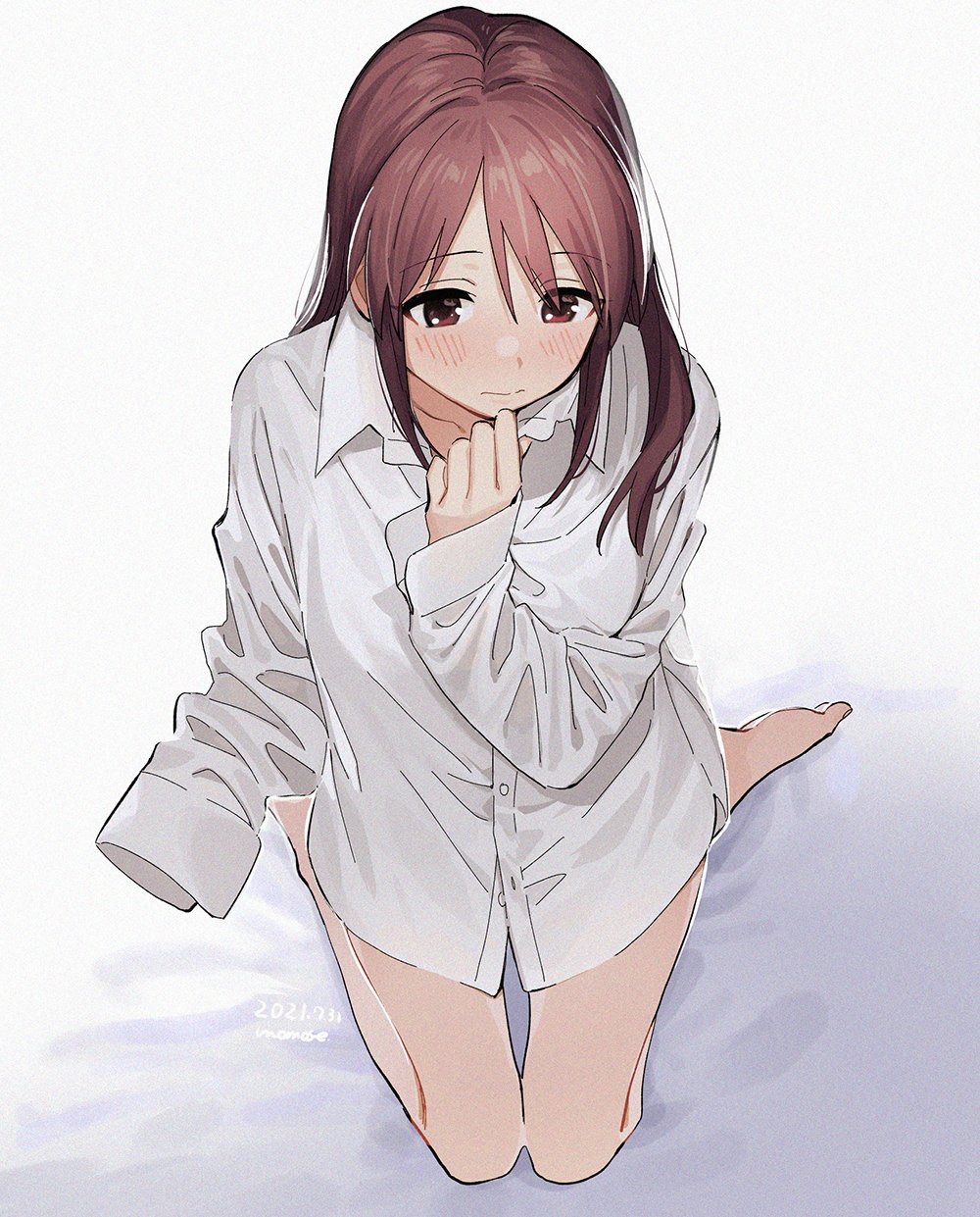 1girl bare_legs barefoot blush collarbone highres holding holding_clothes holding_shirt idolmaster idolmaster_cinderella_girls kneeling long_sleeves looking_away looking_down mifune_miyu momose_(oqo) no_pants oversized_clothes oversized_shirt red_hair shirt simple_background sitting sleeves_past_fingers sleeves_past_wrists solo wariza white_shirt