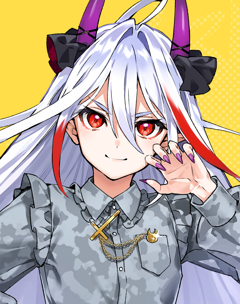 1girl arisaka_ako camouflage camouflage_shirt closed_mouth collared_shirt commentary cross fingernails fishnets frilled_shirt frilled_shirt_collar frills hair_between_eyes hair_ribbon hand_on_hip hand_up horns kneehighs long_hair long_sleeves looking_at_viewer multicolored_hair nail_polish original pointy_ears purple_nails red_eyes red_hair ribbon sharp_fingernails shirt shirt_tucked_in silver_hair simple_background sleeve_cuffs smile solo standing streaked_hair two-tone_hair upper_body very_long_hair yellow_background