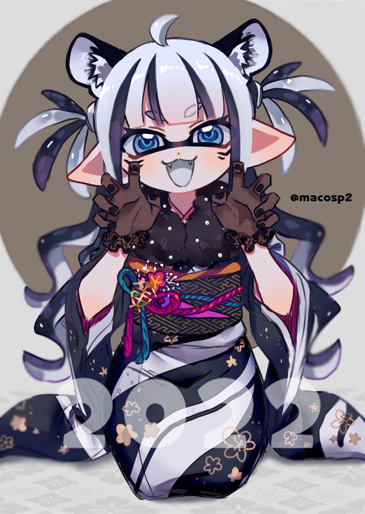 1girl 2022 animal_ears black_hair blush chinese_zodiac colored_tongue eyebrows_visible_through_hair fangs grey_eyes grey_hair grey_tongue inkling looking_at_viewer maco_spl multicolored_hair open_mouth pointy_ears short_hair smile solo splatoon_(series) tentacle_hair tiger_ears twitter_username year_of_the_tiger