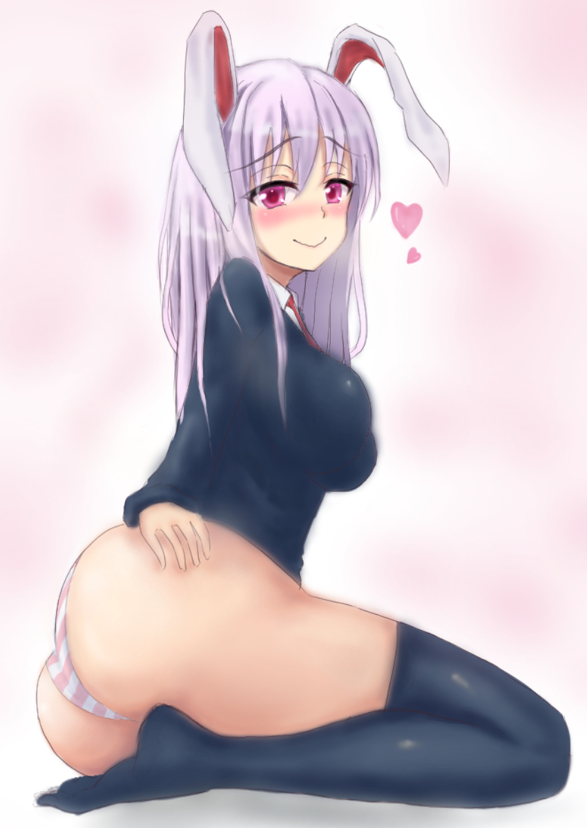 1girl animal_ears ass black_legwear blush breasts from_side full_body heart highres hiiro_aki_(sefs5245) large_breasts long_hair no_pants panties pink_background purple_hair rabbit_ears reisen_udongein_inaba simple_background sitting solo striped striped_panties thighhighs touhou underwear