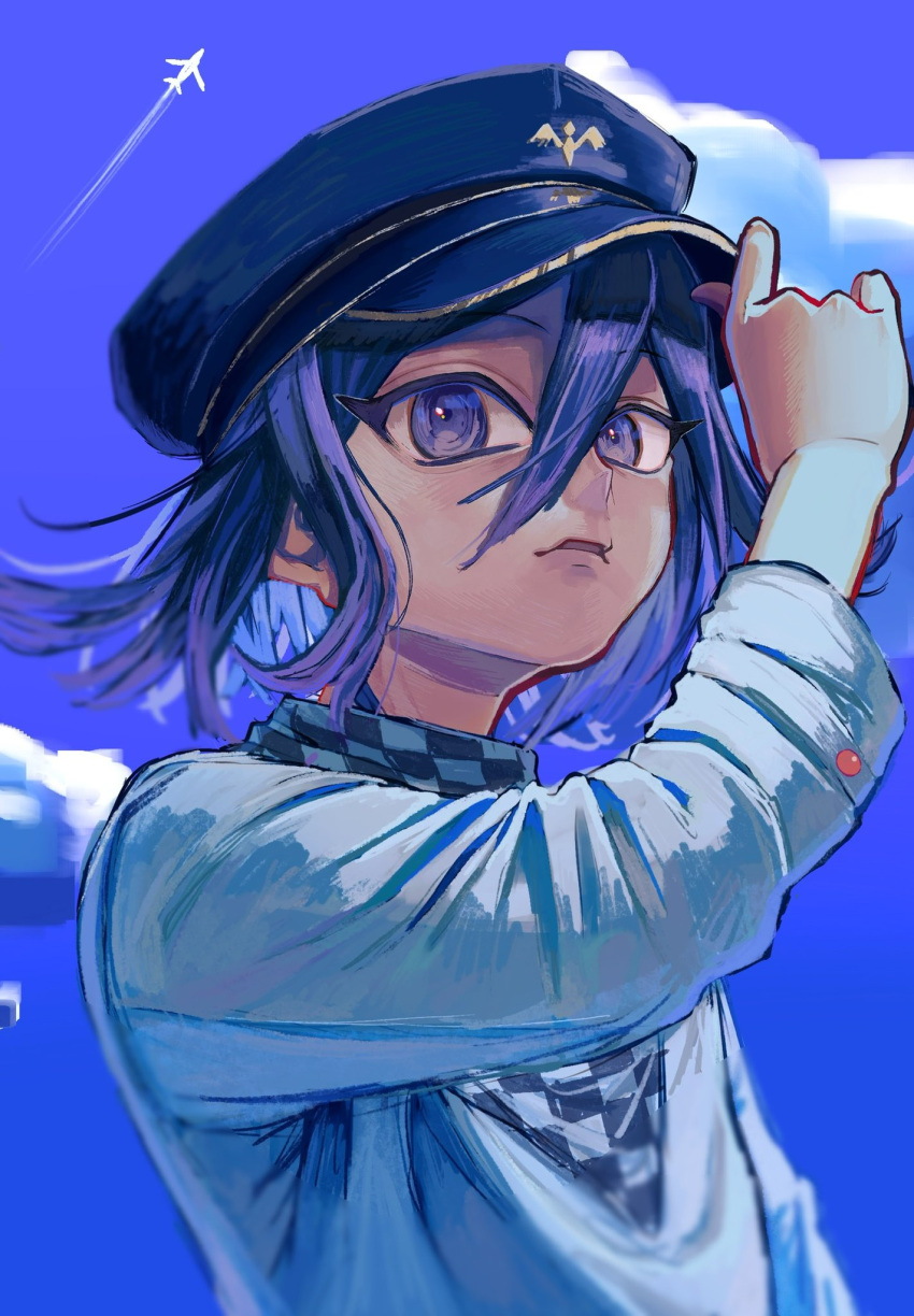 1boy aircraft airplane bangs black_hair black_headwear black_scarf blue_hair checkered_clothes checkered_scarf danganronpa_(series) danganronpa_v3:_killing_harmony day foca_(sello20582612) from_below grey_jacket grey_scarf hair_between_eyes hand_up highres jacket long_sleeves male_focus multicolored_clothes multicolored_scarf ouma_kokichi pink_eyes scarf shiny shiny_hair solo upper_body