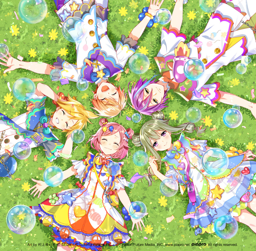 2girls 3boys ^_^ arms_at_sides arms_behind_head bag balloon_print bead_bracelet beads blonde_hair bloomers blouse bracelet bubble candy_hair_ornament candy_print circle_formation closed_eyes confetti crypton_future_media dot_nose dress earrings eyebrows_visible_through_hair feet_out_of_frame field flower flower_field food-themed_hair_ornament from_above grass grin hair_ornament hair_rings hairclip happy highres jewelry kagamine_len kamishiro_rui kusanagi_nene light_blue_hair light_blush light_brown_hair light_particles low_twintails lying multicolored_hair multiple_boys multiple_girls murakami_yuichi on_back on_grass on_ground ootori_emu piapro pink_hair project_sekai purple_eyes purple_hair sega shiny shiny_hair shirt short_hair smile star_(symbol) star_print streaked_hair stud_earrings tenma_tsukasa twintails two_side_up underwear vocaloid yellow_eyes yellow_flower