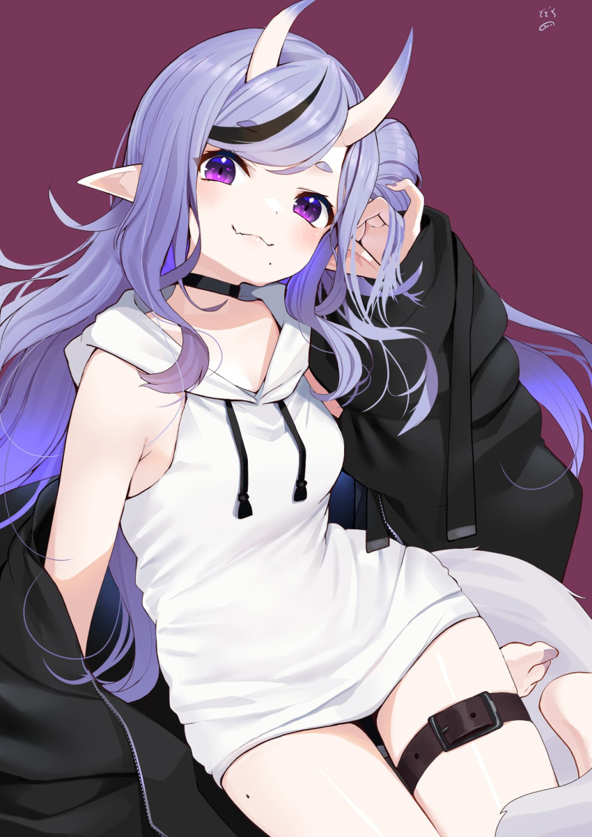 1girl :3 barefoot belt black_hair black_jacket blush breasts choker drawstring fang hair_bun hand_in_own_hair highres hood hoodie horns jacket light_purple_hair long_hair long_hoodie looking_at_viewer magenta_background medium_breasts mole mole_on_thigh mole_under_mouth multicolored_hair nejime nijisanji off_shoulder oni oni_horns pointy_ears purple_eyes rindou_mikoto short_eyebrows side_bun simple_background sitting skin-covered_horns skin_fang sleeveless sleeveless_hoodie smile solo streaked_hair thick_eyebrows thigh_belt thigh_strap virtual_youtuber white_hoodie yokozuwari