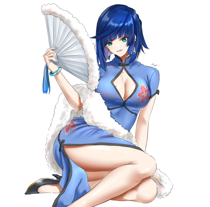 1girl bangs black_footwear blue_dress blue_hair blue_nails bracelet breasts china_dress chinese_clothes cleavage cleavage_cutout clothing_cutout diagonal_bangs dress earrings floral_print fur_scarf genshin_impact green_eyes hand_fan high_heels highres holding holding_fan jewelry large_breasts legs_folded looking_at_viewer mitsugu mole mole_on_breast open_mouth short_hair side_slit sitting smile solo white_background yelan_(genshin_impact)