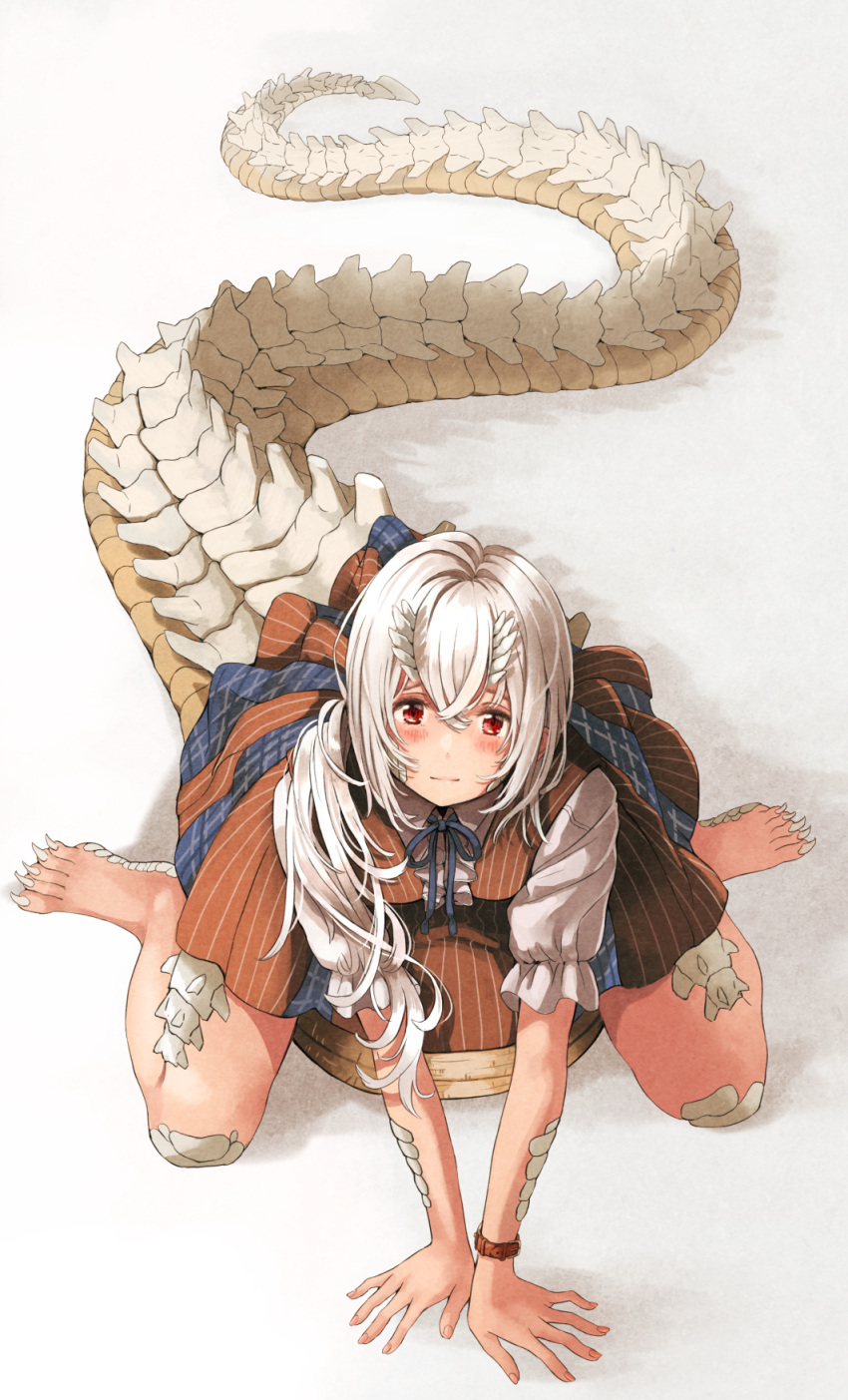 159cm 1girl albino barefoot blush brown_dress commentary_request crocodilian_tail dress highres horns long_hair long_tail looking_at_viewer mail-chan_(159cm) monster_girl original red_eyes scales sharp_toenails sitting solo tail toenails very_long_tail wariza white_hair