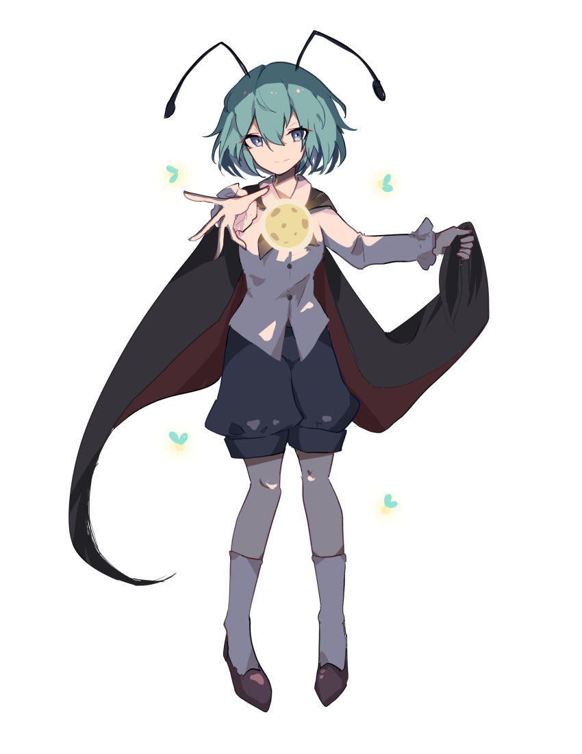 1girl antennae black_cape blue_eyes blue_shorts brown_footwear cape cape_hold closed_mouth fireflies frilled_sleeves frills full_body green_hair hair_between_eyes highres kneehighs long_sleeves red_cape shirt shoes short_hair shorts simple_background smile solo split_mouth standing touhou two-sided_cape two-sided_fabric white_background white_legwear white_shirt wriggle_nightbug zhuanjia710