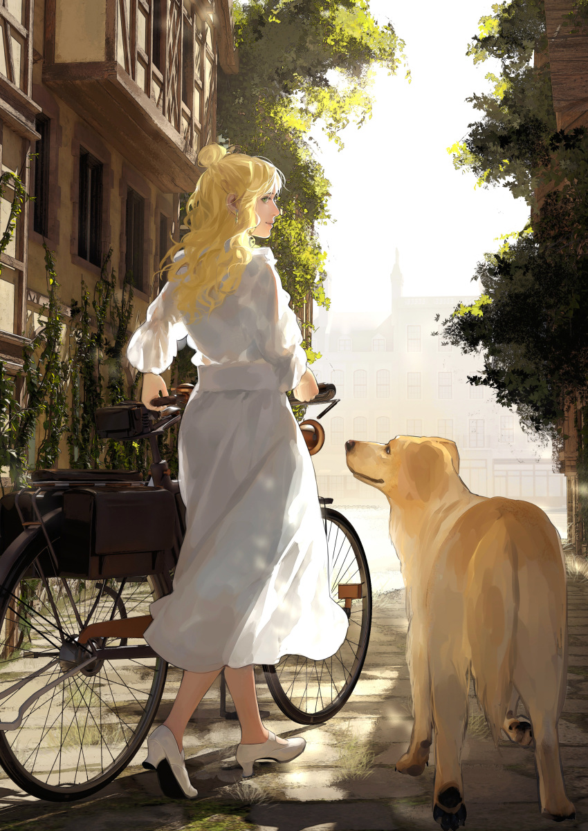 1girl absurdres audrey_hall bangs bicycle blonde_hair building chinese_commentary clear_sky closed_mouth cobblestone commentary_request dog dress earrings golden_retriever ground_vehicle highres jewelry lips long_hair long_sleeves looking_at_another looking_at_viewer looking_back lord_of_the_mysteries plant road shadow sky smile street susie_(lord_of_the_mysteries) tree vines walking white_dress white_footwear window yinyoushirenmaotouying