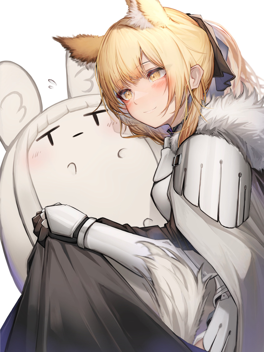 1girl absurdres animal_ear_fluff animal_ears arknights armor black_bow blemishine_(arknights) blonde_hair bow commentary_request extra_ears from_side fur-trimmed_armor gauntlets hair_bow highres horse_ears horse_girl hug pauldrons plate_armor platinum_(arknights) ponytail shoulder_armor simple_background smile solo stuffed_animal stuffed_toy sweatdrop tab_head white_background yellow_eyes