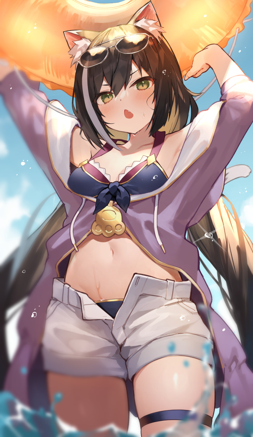 1girl amagasa_yun animal_ear_fluff animal_ears arms_up bikini black_hair blush cat_ears cat_girl cat_tail commentary_request eyewear_on_head fang green_eyes highres karyl_(princess_connect!) leg_garter long_hair looking_at_viewer low_twintails multicolored_hair navel open_mouth princess_connect! shorts solo streaked_hair sunglasses swimsuit tail thighs twintails wet white_hair white_shorts