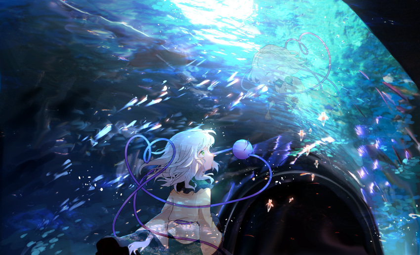 1girl absurdres aquarium bangs commentary_request cowboy_shot eyeball fish frilled_skirt frilled_sleeves frills from_side green_eyes green_skirt heart heart_of_string highres komeiji_koishi light_green_hair long_sleeves medium_hair no_hat no_headwear omodaka_romu skirt solo third_eye touhou wavy_hair wide_sleeves