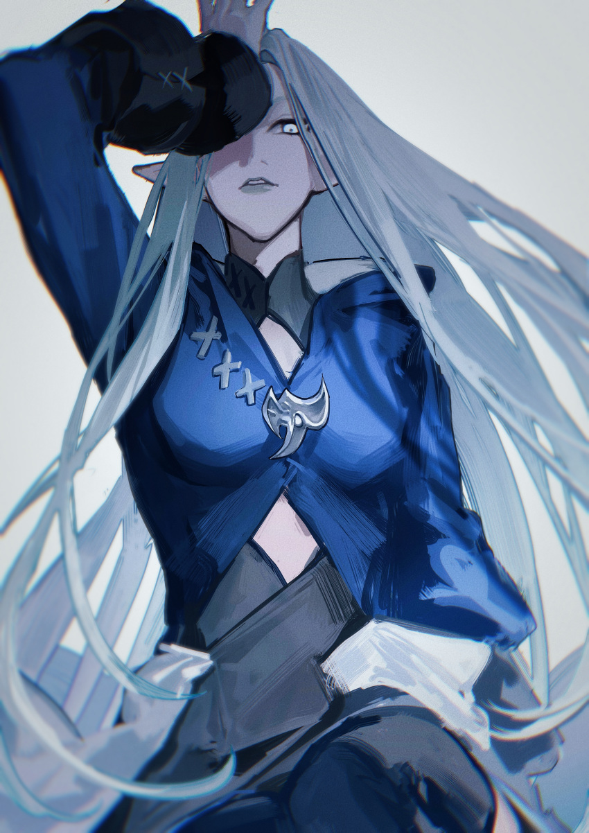 1girl absurdres arm_up blue_background blue_eyes blue_hair blue_jacket brooch chinese_commentary commentary_request covering_one_eye elezen elf feet_out_of_frame final_fantasy final_fantasy_xiv grey_lips highres huangjin_shizi jacket jewelry long_hair long_sleeves looking_at_viewer one_eye_covered parted_lips pointy_ears simple_background sitting solo ysayle_dangoulain