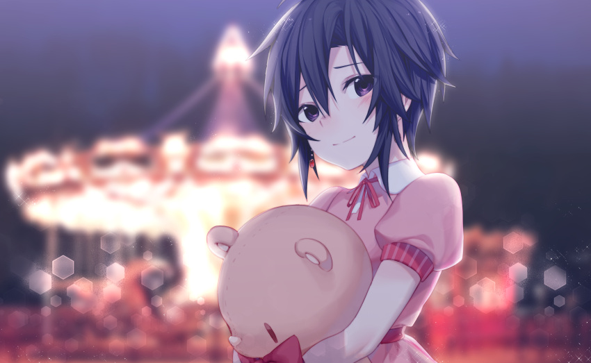 1girl absurdres black_hair blurry blurry_background blush carousel closed_mouth earrings gem highres holding idolmaster idolmaster_(classic) jewelry kikuchi_makoto neck_ribbon night pink_shirt purple_eyes red_gemstone red_ribbon ribbon shirt short_hair short_sleeves smile solo standing stuffed_animal stuffed_toy upper_body vickyycy99 wing_collar