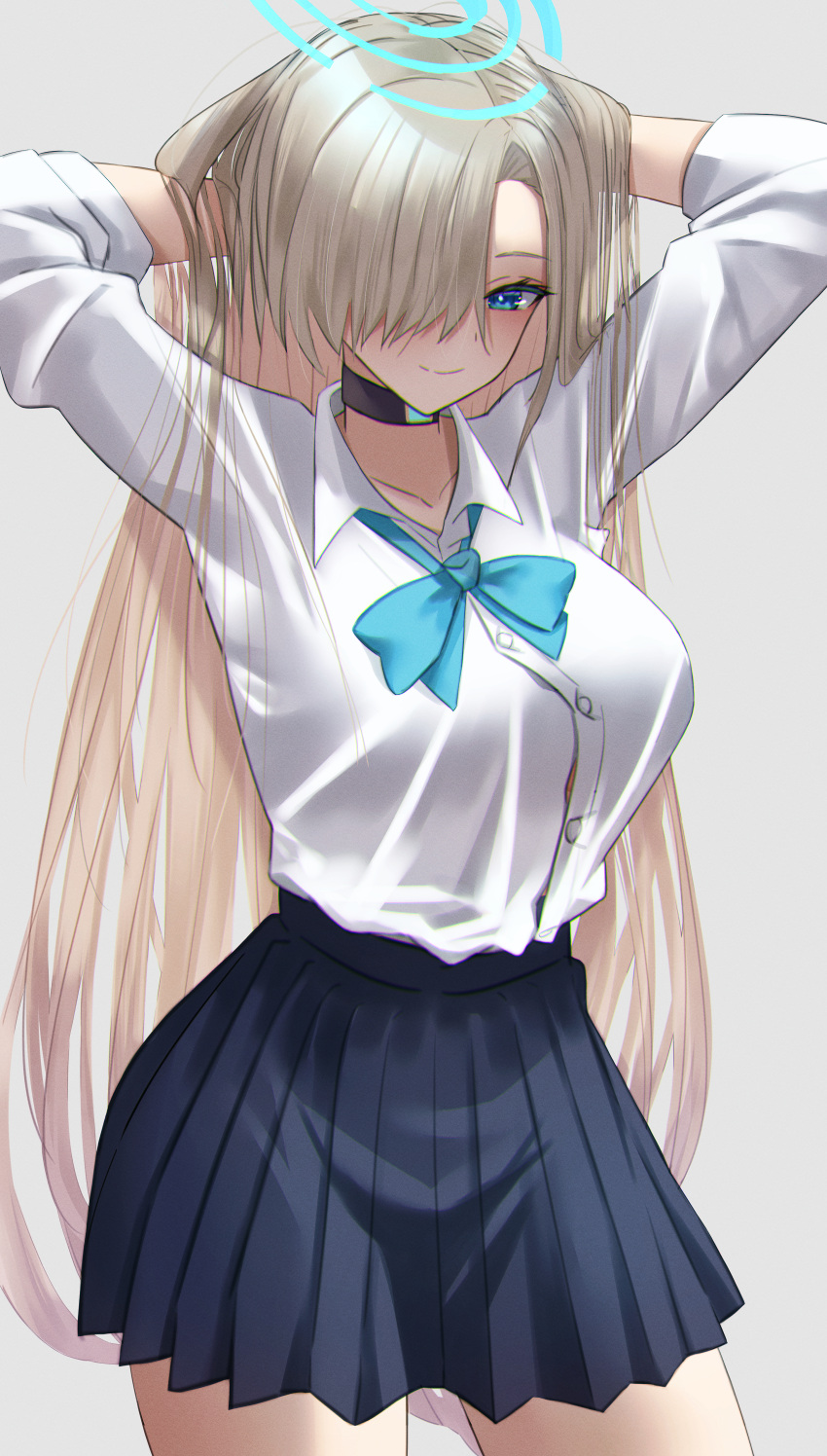 1girl absurdres arms_up asuna_(blue_archive) bangs black_choker blue_archive blue_eyes blue_skirt bow breasts choker collarbone collared_shirt cowboy_shot hair_over_one_eye halo hand_in_own_hair hand_on_own_head highres katagirinanoka large_breasts light_brown_hair long_hair long_sleeves looking_at_viewer pleated_skirt school_uniform shirt simple_background skirt smile solo swept_bangs taut_clothes taut_shirt thighs white_shirt