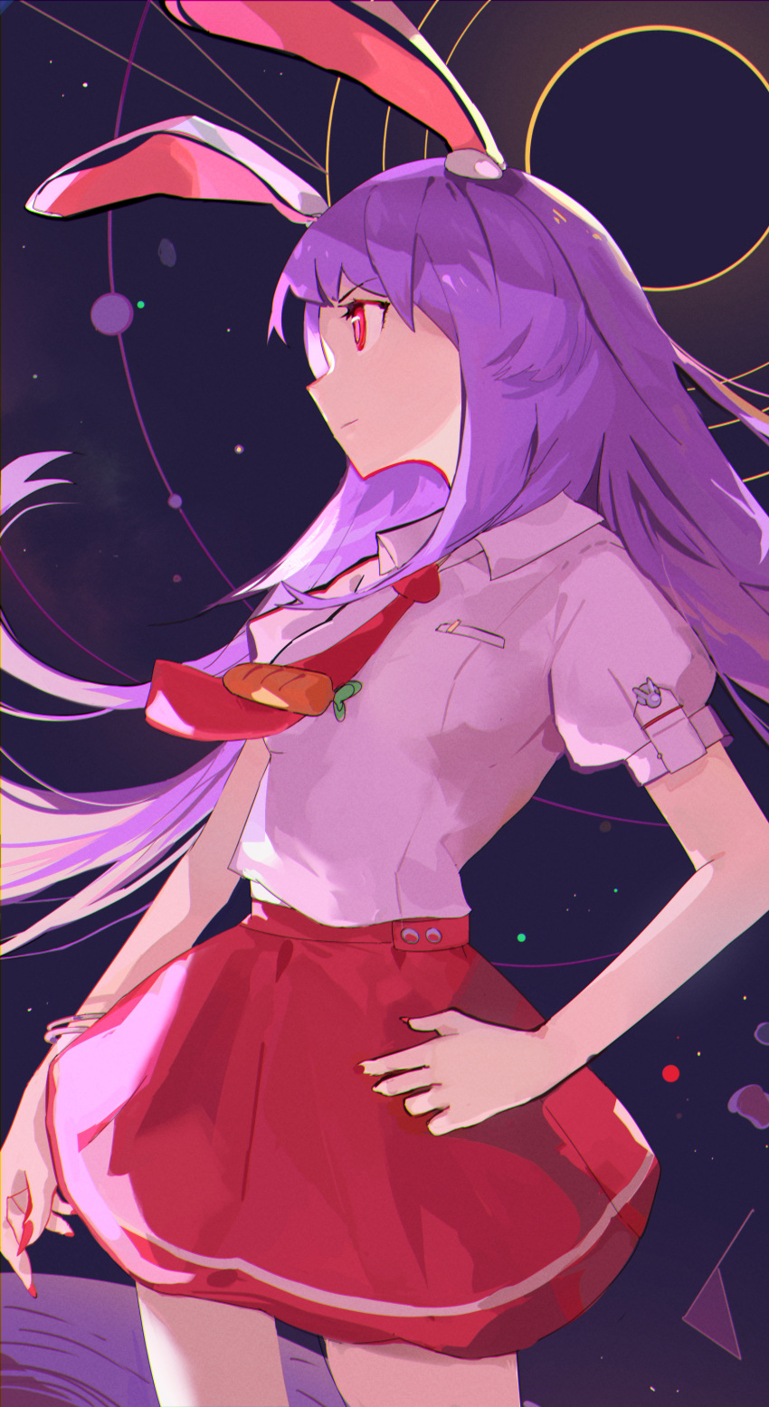 1girl absurdres animal_ears bangs carrot_pin closed_mouth daedalu from_side hand_on_hip highres long_hair necktie purple_hair rabbit_ears red_eyes red_nails red_necktie red_skirt reisen_udongein_inaba shirt short_sleeves skirt solo touhou white_shirt