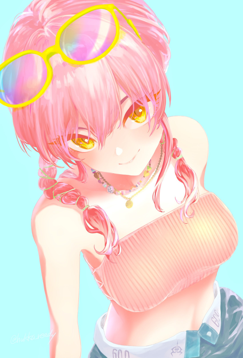 1girl absurdres bare_shoulders breasts eyewear_on_head highres hukka_(hukka_ready) idolmaster idolmaster_cinderella_girls jougasaki_mika looking_at_viewer medium_breasts pink_hair simple_background smile solo strapless tinted_eyewear tube_top twintails yellow_eyes