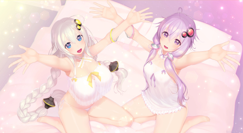 2girls absurdres ahoge blue_eyes braid breasts camisole commentary_request highres kashiwamochi_yomogi kizuna_akari large_breasts long_hair looking_at_viewer multiple_girls outstretched_arms purple_eyes purple_hair short_hair_with_long_locks twin_braids vocaloid voiceroid white_hair yuzuki_yukari