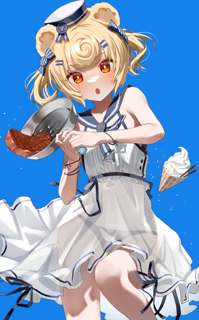 1girl absurdres animal_ears arknights bangs bare_arms bare_shoulders bear_ears blonde_hair blue_background blue_bow blush bow commentary_request dress feet_out_of_frame food frying_pan gummy_(arknights) gummy_(summer_flowers)_(arknights) hair_bow highres holding holding_frying_pan ice_cream looking_at_viewer ningen_mame official_alternate_costume open_mouth orange_eyes short_hair simple_background sleeveless sleeveless_dress solo steak white_dress white_headwear