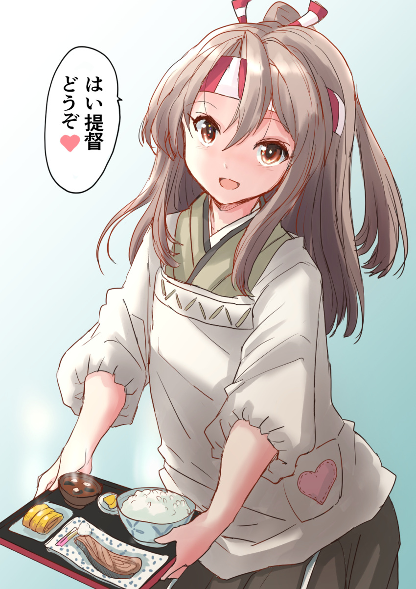 1girl apron blue_background bowl brown_eyes commentary_request cowboy_shot food fuji_(pixiv24804665) gradient gradient_background grey_hair hachimaki headband heart high_ponytail highres japanese_clothes kantai_collection kappougi long_hair omelet rice rice_bowl solo tamagoyaki translation_request tray zuihou_(kancolle) zuihou_kai_ni_(kancolle)
