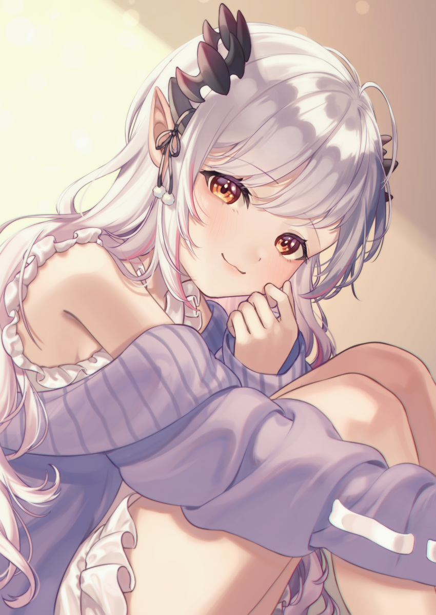 1girl bangs bare_legs bare_shoulders brown_eyes cardigan closed_mouth dress frilled_dress frills from_side grey_hair highres hiyorou honey_strap horns knees_up long_hair long_sleeves looking_at_viewer looking_to_the_side multicolored_hair off_shoulder pink_hair pointy_ears purple_cardigan smile solo streaked_hair suou_patra very_long_hair virtual_youtuber white_dress