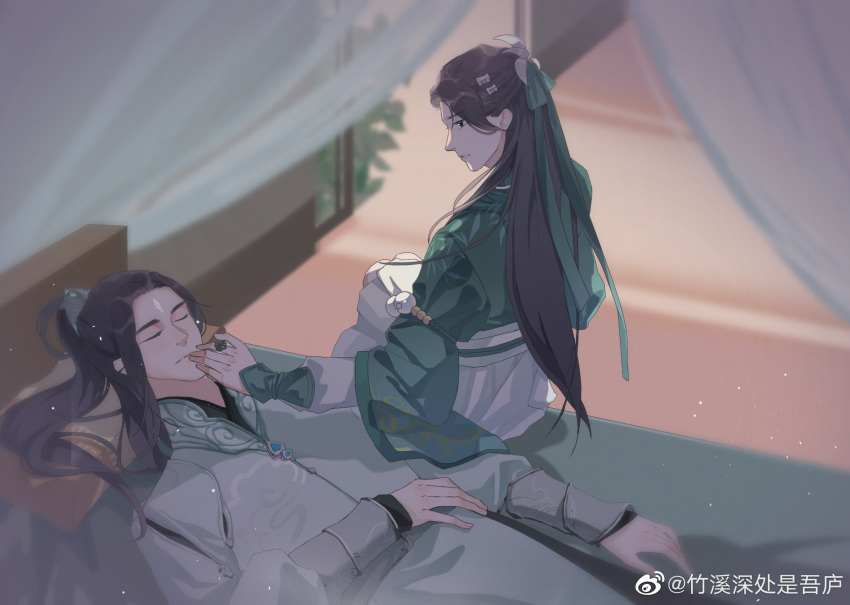 1boy 1girl back bed bush curtains dress facial_mark forehead_mark from_behind green_dress hair_ribbon hand_on_another's_face highres long_hair long_sleeves ponytail ribbon second-party_source sitting skirt sleeping white_skirt xian_jian_qi_xia_zhuan_(series) xian_jian_qi_xia_zhuan_7 yue_qinghe yue_qingshu_(xian_jian_qi_xia_zhuan_7)
