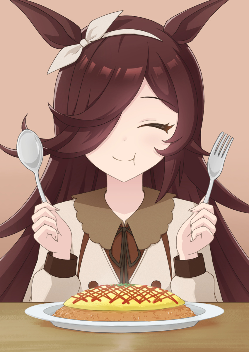 1girl :t animal_ears bangs bow_hairband brown_hair chewing closed_eyes collared_shirt eating food fork hair_over_one_eye hairband hands_up highres holding holding_fork holding_spoon horse_ears horse_girl ketchup long_hair long_sleeves mutsuki_nodoka neck_ribbon omurice plate ribbon rice_shower_(umamusume) shirt smile solo spoon steam table umamusume