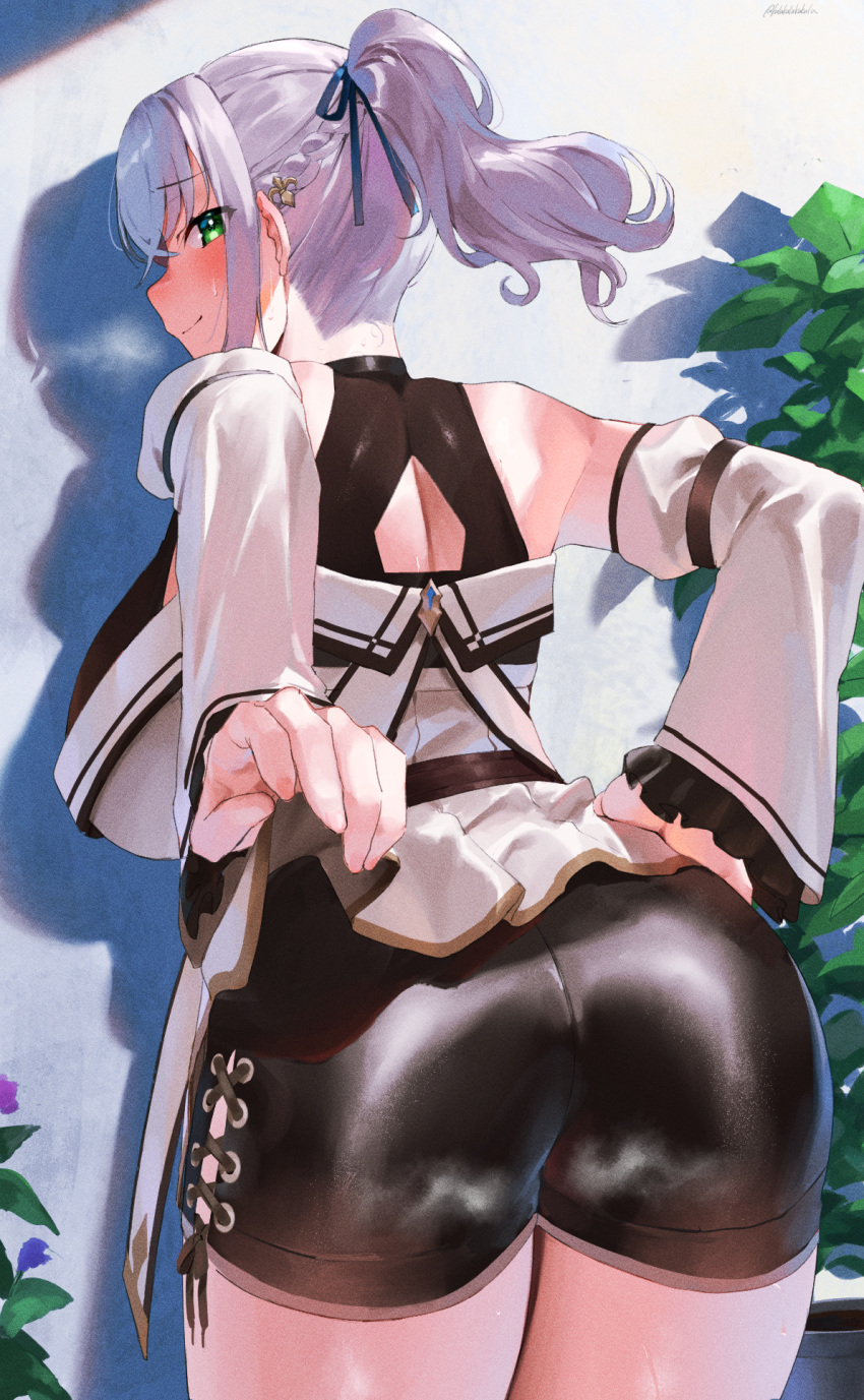1girl ass ass_focus bent_over breasts clothes_lift frikulu from_behind green_eyes highres hololive large_breasts leaning_forward ponytail shirogane_noel skirt skirt_lift thick_thighs thighs virtual_youtuber white_hair