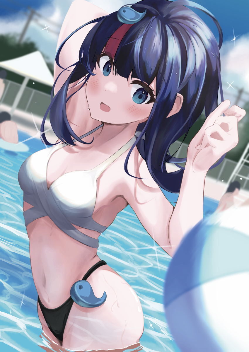 1girl absurdres arm_up ball bangs bare_shoulders beachball bikini black_bikini black_hair blue_eyes blush breasts cleavage collarbone fate/grand_order fate/requiem fate_(series) highleg highleg_bikini highres looking_at_viewer magatama magatama_hair_ornament magatama_necklace medium_breasts medium_hair mismatched_bikini multicolored_hair open_mouth pink_hair pizakame pool sidelocks solo streaked_hair swimsuit utsumi_erice wading water wet white_bikini