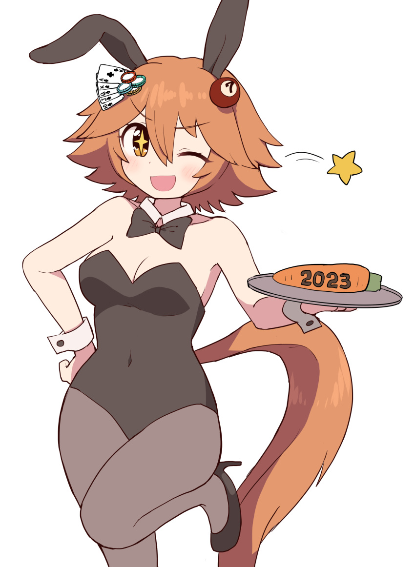 +_+ 1girl 2023 alternate_costume animal_ears black_bow black_bowtie black_footwear black_leotard black_pantyhose blush bow bowtie breasts carrot commentary_request detached_collar ear_covers flipped_hair hair_between_eyes hand_on_own_hip high_heels highres holding holding_tray horse_ears horse_girl horse_tail leg_up leotard matikanefukukitaru_(umamusume) medium_breasts nontraditional_playboy_bunny one_eye_closed orange_hair pantyhose short_hair simoyuki simple_background smile solo strapless strapless_leotard tail tray umamusume white_background wrist_cuffs yellow_eyes