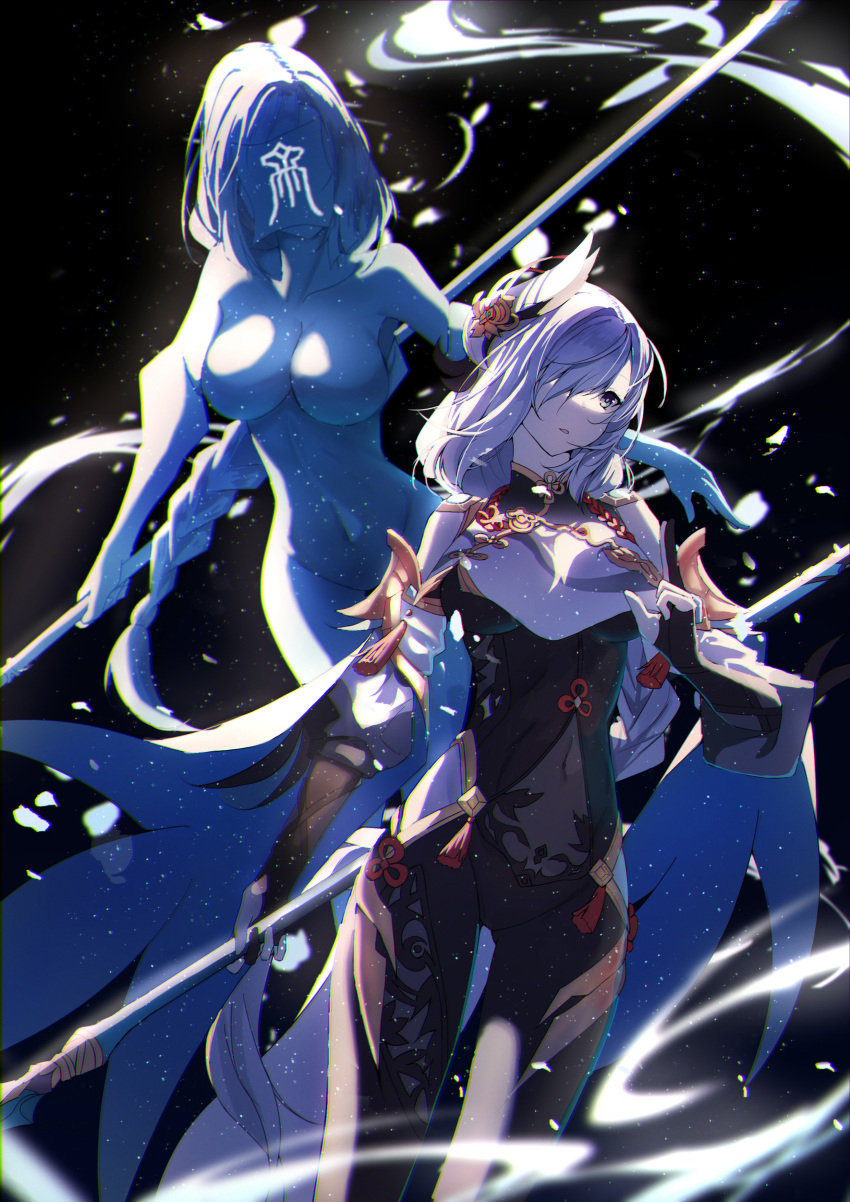 1girl absurdres bangs black_bodysuit black_gloves bodysuit commentary_request covered_navel detached_sleeves fingerless_gloves genshin_impact gloves grey_eyes grey_hair hair_ornament hair_over_one_eye highres holding holding_polearm holding_weapon kuji-in long_hair long_sleeves looking_at_viewer low_ponytail parted_lips polearm re:rin shenhe_(genshin_impact) sidelocks simple_background solo stand_(jojo) weapon wind