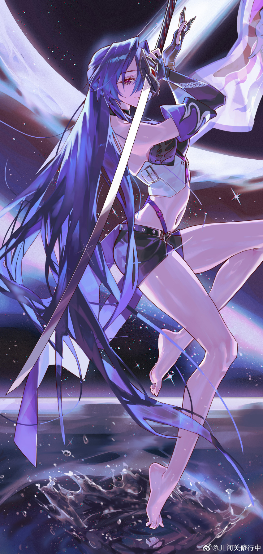 1girl absurdres acheron_(honkai:_star_rail) bare_legs barefoot biguan_xiuxing_zhong black_choker black_gloves black_shorts chain choker detached_sleeves gloves hair_over_one_eye highres holding holding_sword holding_weapon honkai:_star_rail honkai_(series) long_hair midriff multicolored_hair navel purple_eyes purple_hair short_shorts shorts single_bare_shoulder solo splashing standing standing_on_one_leg stomach streaked_hair sword water weapon