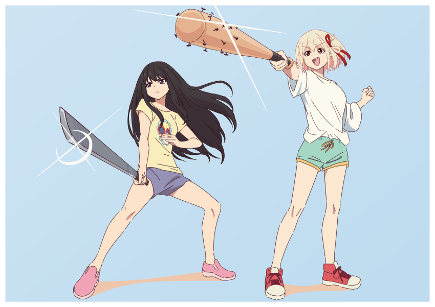 2girls asada7101 baseball_bat black_hair blonde_hair blue_background blue_shorts bob_cut border breasts closed_mouth commentary_request glint hair_ribbon highres holding holding_baseball_bat holding_machete inoue_takina long_hair lycoris_recoil medium_breasts multiple_girls nail nail_bat nishikigi_chisato open_mouth partial_commentary pink_footwear purple_eyes red_eyes red_footwear red_ribbon ribbon shirt short_hair short_sleeves shorts sidelocks simple_background sleeves_past_elbows small_breasts teeth upper_teeth_only white_border white_shirt yellow_shirt