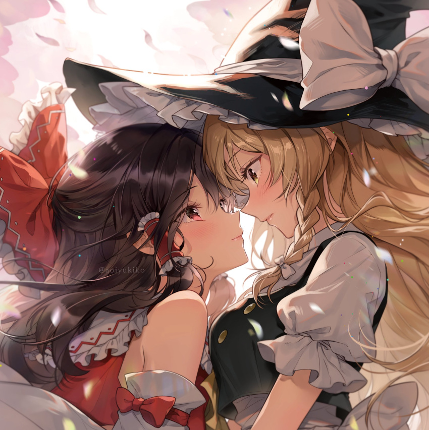 2girls black_dress black_hair black_hat blonde_hair blush bow braid closed_mouth commentary detached_sleeves dress eye_contact hair_bow hair_tubes hakurei_reimu hat hat_bow highres kirisame_marisa long_hair looking_at_another multiple_girls pinafore_dress red_bow red_dress red_eyes shirt side_braid sleeveless sleeveless_dress smile symbol-only_commentary touhou twitter_username white_bow white_shirt witch_hat yellow_eyes yukiko_(tesseract) yuri