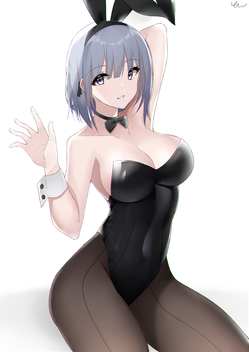 1girl absurdres alternate_costume animal_ears arm_behind_head arm_up bangs bare_shoulders black_bow black_bowtie black_leotard black_pantyhose bow bowtie breasts chinese_commentary cleavage collarbone covered_navel fake_animal_ears feet_out_of_frame girls'_frontline grey_hair hair_ornament hair_ribbon hairclip highres large_breasts leotard looking_at_viewer open_mouth pantyhose parted_lips playboy_bunny purple_eyes rabbit_ears ribbon rpk-16_(girls'_frontline) shiny shiny_hair short_hair sidelocks simple_background smile solo standing thighs white_background white_wrist_cuffs wrist_cuffs yanwulazy