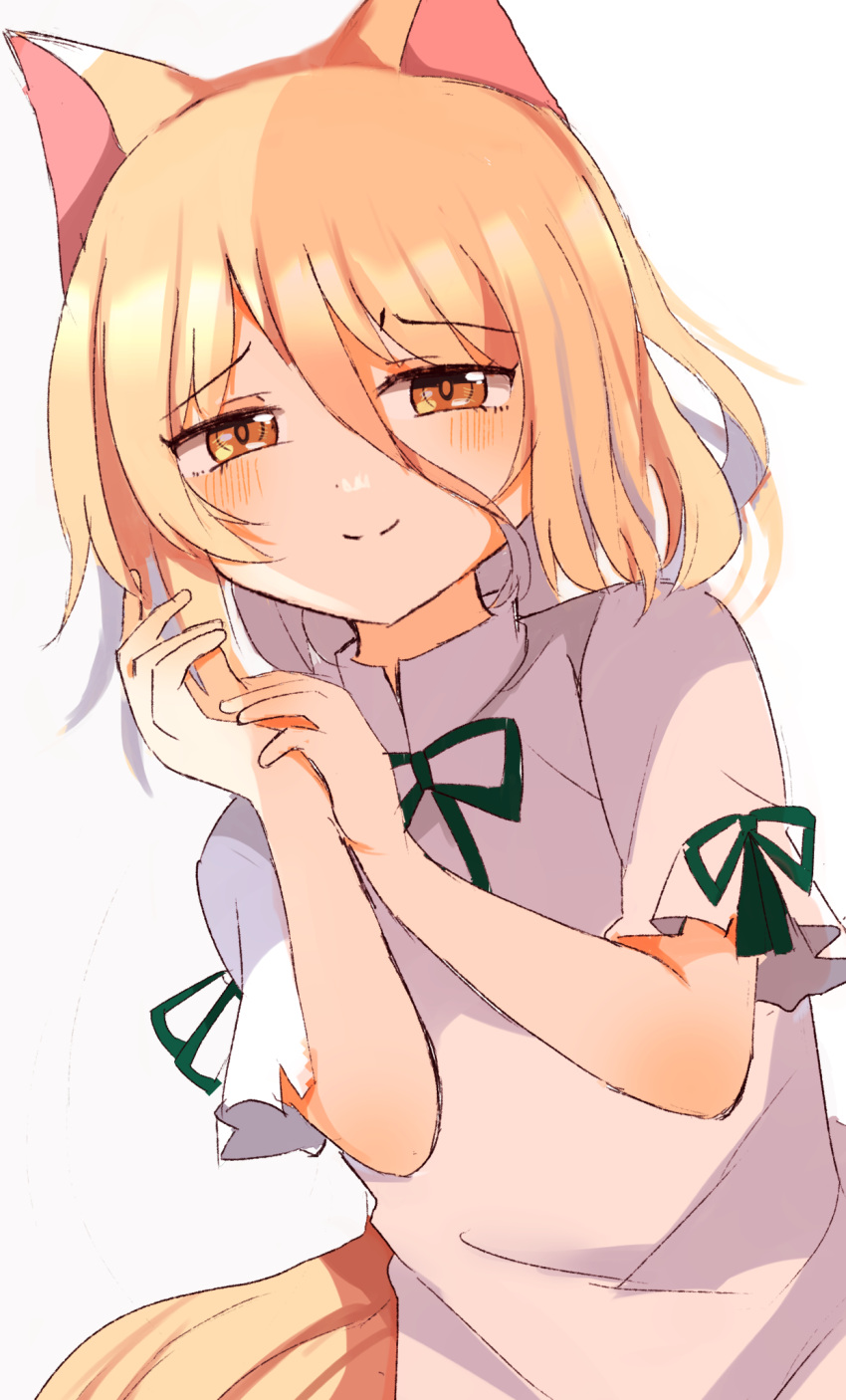 1girl animal_ears bangs banned_artist blonde_hair blush bow brown_eyes closed_mouth commentary_request eyes_visible_through_hair fox_ears fox_tail green_bow green_ribbon hair_between_eyes hands_up highres kudamaki_tsukasa looking_at_viewer own_hands_together ribbon romper short_hair short_sleeves simple_background smile solo standing tail touhou white_background zeroko-san_(nuclear_f)