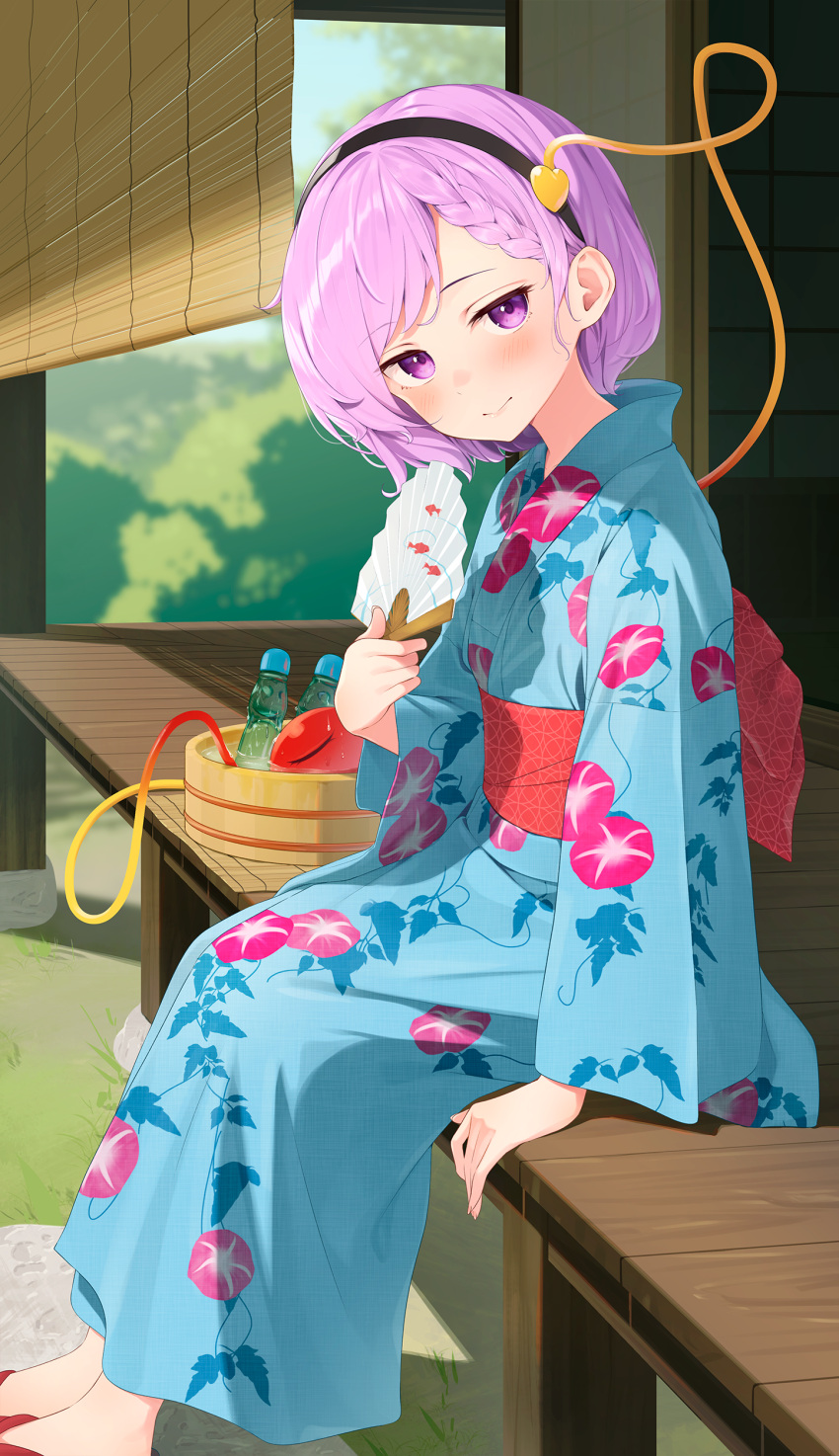 1girl absurdres alternate_costume arm_support back_bow basket black_hairband blue_kimono blush bottle bow braid bush closed_mouth commentary floral_print full_body geta grass hair_ornament hairband hand_fan heart heart_hair_ornament highres holding holding_fan japanese_clothes kanpa_(campagne_9) kimono komeiji_satori lips looking_at_viewer obi purple_eyes purple_hair red_bow red_footwear sash short_hair sitting smile solo third_eye touhou veranda water yukata