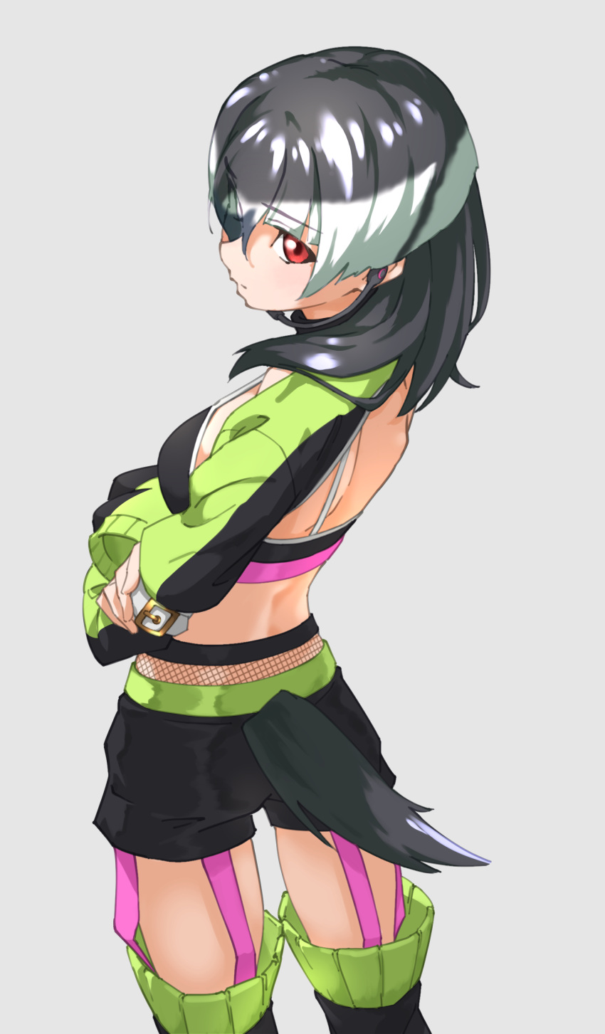 1girl absurdres bangs black_hair chinstrap_penguin_(kemono_friends) commentary crossed_arms fishnets from_behind grey_background hair_between_eyes highres kemono_friends long_hair long_sleeves looking_at_viewer looking_back midriff multicolored_hair red_eyes short_shorts shorts simple_background solo tail tanabe_(fueisei) thighhighs two-tone_hair white_hair