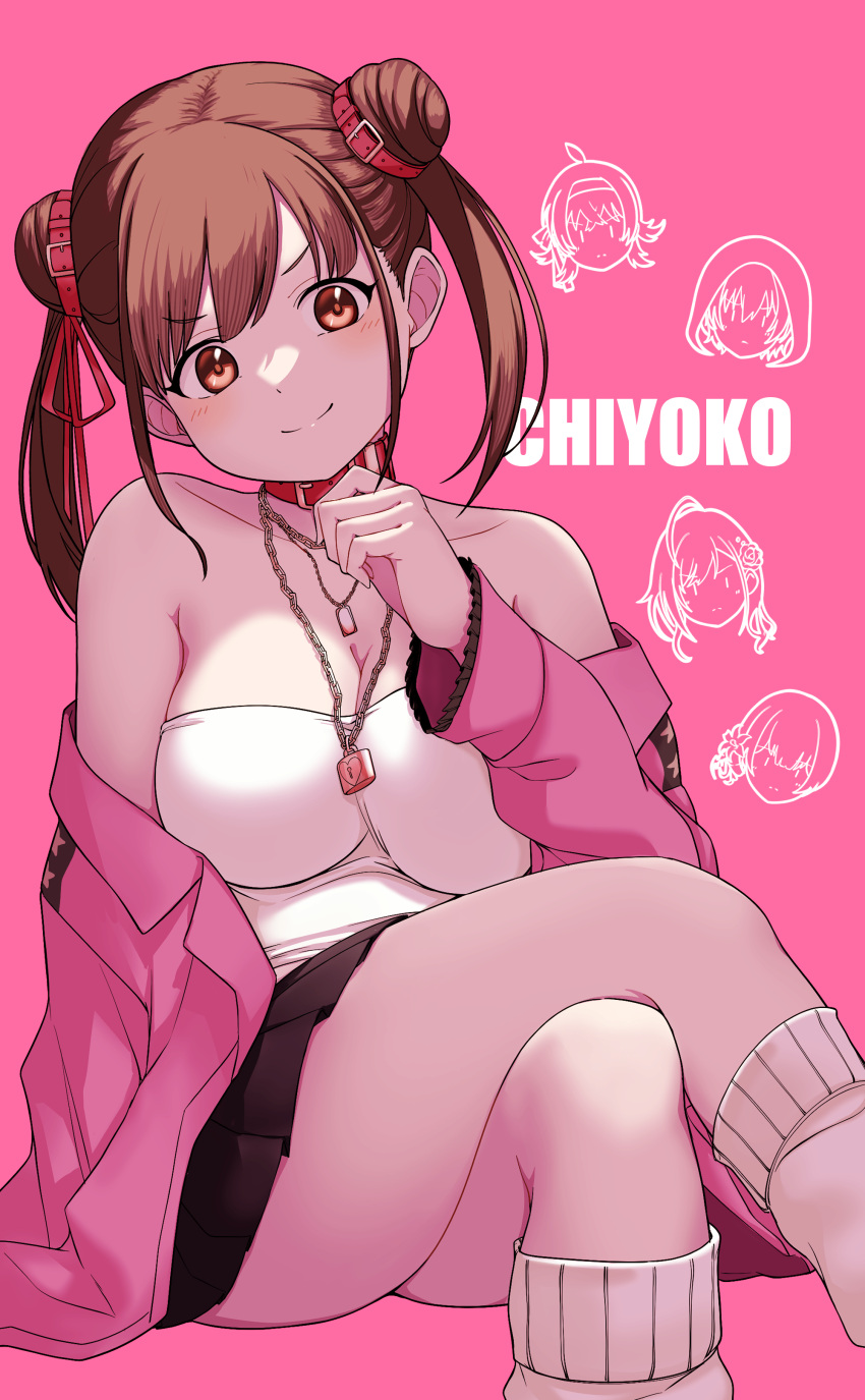 1girl absurdres bare_shoulders belt_collar breasts brown_hair cleavage collar commentary_request crossed_legs double_bun hair_bun highres idolmaster idolmaster_shiny_colors jacket jewelry kaede_(harutan109) kneehighs large_breasts looking_at_viewer miniskirt necklace off_shoulder pink_background pink_jacket pleated_skirt red_eyes sitting skirt socks solo sonoda_chiyoko strapless thighs tube_top twintails