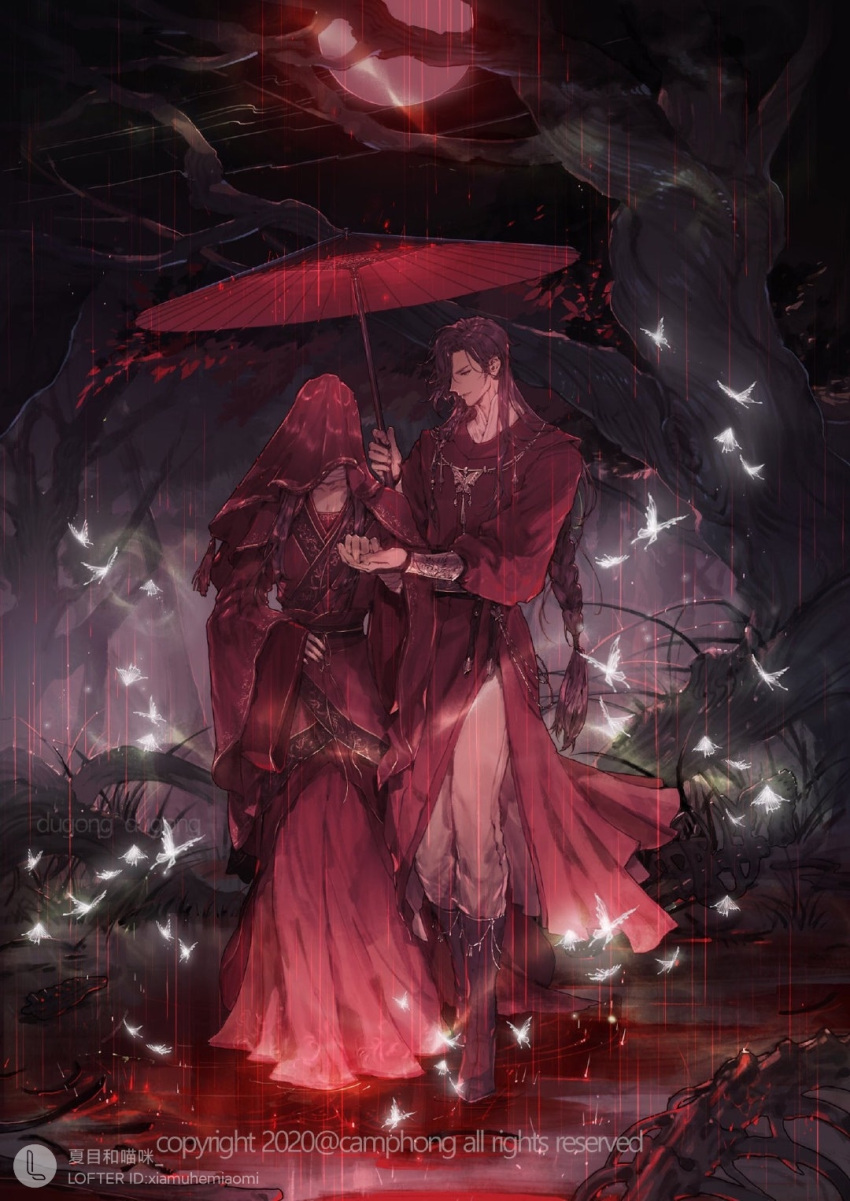 2boys armlet bridal_veil bug butterfly dress full_body glowing_butterfly highres holding holding_umbrella hua_cheng husband_and_husband long_hair long_sleeves male_focus moon multiple_boys rain senyumuge22414 standing tian_guan_ci_fu umbrella veil wedding_dress white_butterfly xie_lian