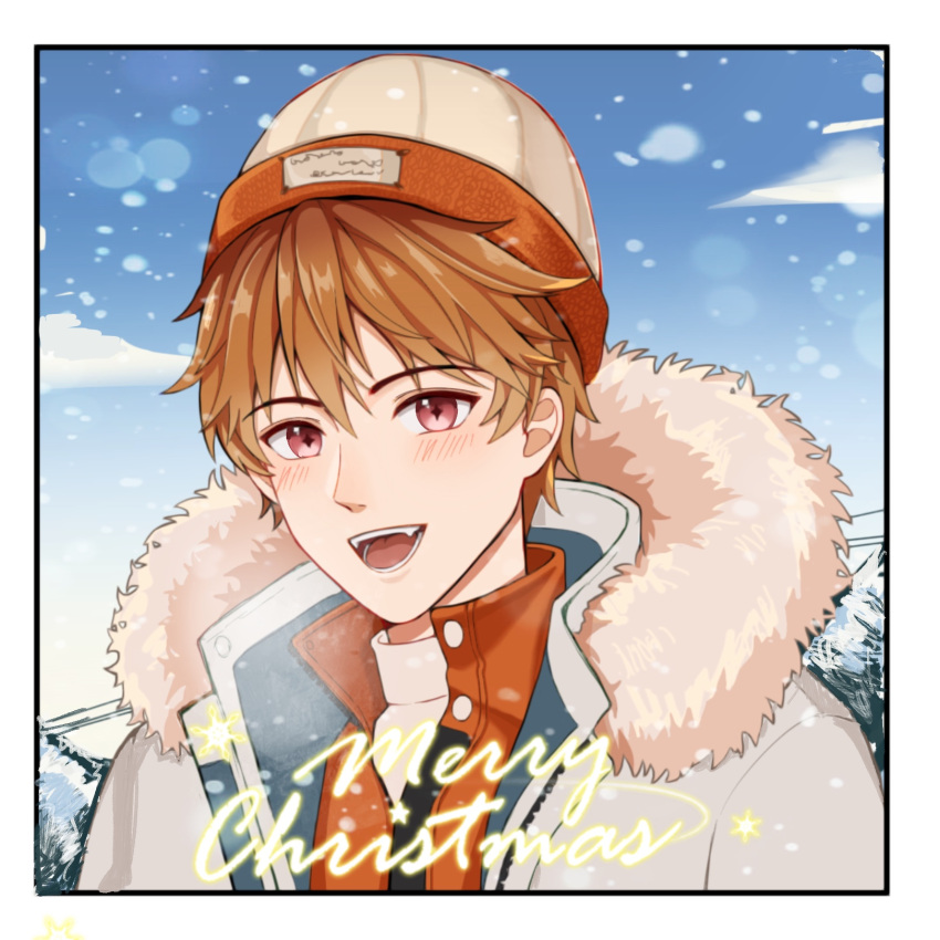 1boy :d beanie blue_sky brown_eyes brown_hair cloud cloudy_sky coat fur_collar hat highres looking_at_viewer lsy0416 luke_pearce_(tears_of_themis) male_focus merry_christmas outdoors short_hair sky smile snow snowing solo tears_of_themis tree upper_body white_coat winter winter_clothes winter_coat