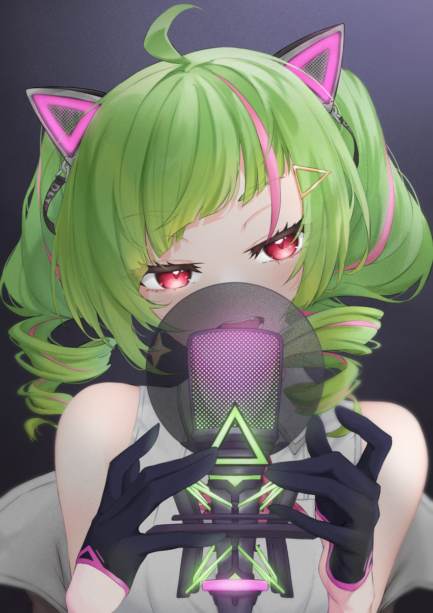 1girl a9_(repainter) ahoge animal_ears ascot bare_shoulders black_gloves blush cat_ears collared_shirt commentary delutaya diagonal_bangs drill_hair earrings eyelashes fake_animal_ears fang gloves green_hair grey_background hair_ornament hairclip half_gloves hands_up highres indie_virtual_youtuber jewelry looking_at_viewer medium_hair microphone microphone_stand multicolored_hair music open_mouth pink_ascot pink_hair pop_filter red_eyes shirt sidelocks simple_background singing sleeveless sleeveless_shirt solo star_(symbol) star_earrings streaked_hair symbol-only_commentary teeth triangle_hair_ornament twin_drills upper_body virtual_youtuber white_shirt wing_collar