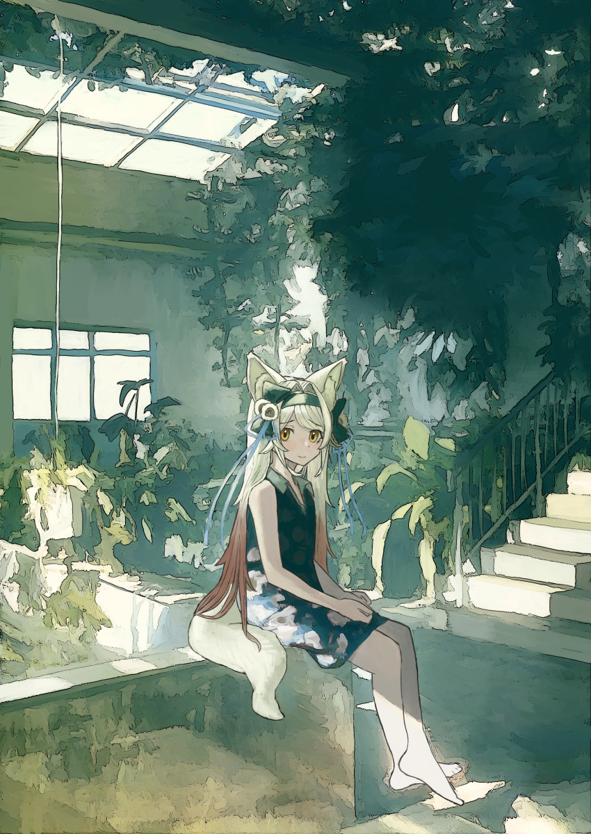 1girl absurdres animal_ears bare_arms bare_shoulders barefoot blonde_hair closed_mouth day dress floral_print flower fox_ears fox_girl fox_tail full_body gradient_hair hair_flower hair_ornament hairband hands_on_lap hanging_plant highres indie_virtual_youtuber indoors kurou_satsuki long_hair looking_at_viewer multicolored_hair outdoors overgrown plant ponta_(matsuokazieg) potted_plant print_dress railing red_hair ribbon sitting sitting_on_stairs sleeveless sleeveless_dress solo stairs sunlight tail very_long_hair virtual_youtuber white_hair window wolf_ears yellow_eyes