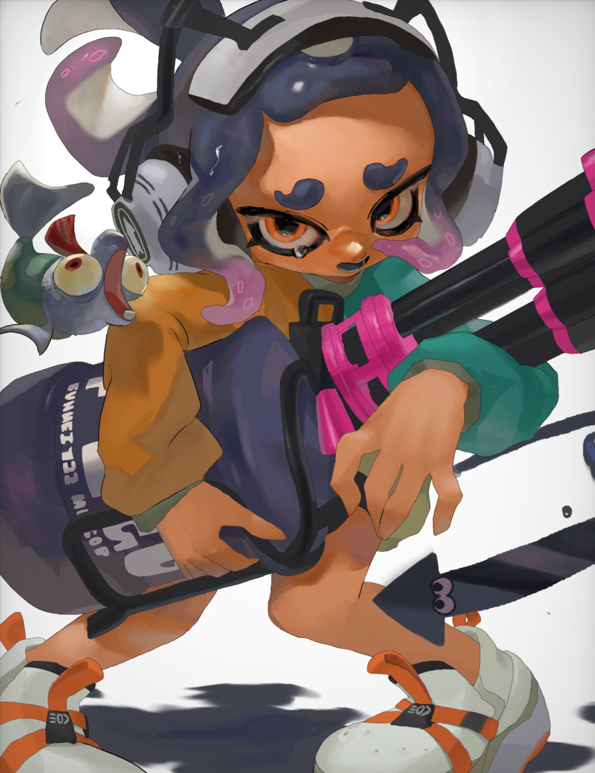 1girl black_shorts blue_hair commentary_request dark-skinned_female dark_skin full_body furrowed_brow gradient_hair headphones heavy_splatling_(splatoon) highres holding holding_weapon knees_together_feet_apart long_sleeves mepo_1 multicolored_hair octoling_girl octoling_player_character open_mouth orange_eyes ponytail purple_hair shorts single_tooth smallfry_(splatoon) splatoon_(series) splatoon_3 suction_cups sweater teardrop teeth tentacle_hair two-tone_hair two-tone_sweater weapon white_background white_footwear