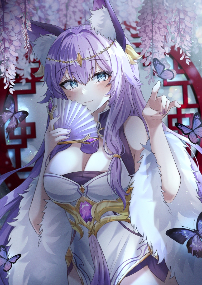 1girl absurdres akashic_chronicle animal_ears blue_eyes breasts bug butterfly cleavage closed_mouth feather_boa fox_ears fox_girl hand_fan highres japanese_clothes kimono long_hair looking_at_viewer miracle_clara miracle_clara_(butterfly_whisper) purple_butterfly purple_hair ryunbi smile solo