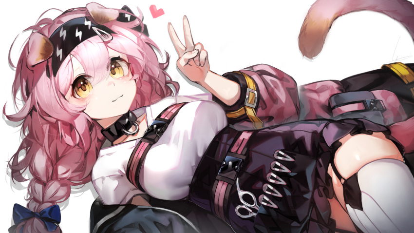 1girl animal_ears arknights black_bracelet black_choker black_hairband black_skirt blue_bow bow braid cat_ears cat_girl cat_tail choker closed_mouth coat floppy_ears garter_straps goldenglow_(arknights) hair_bow hairband heart high-waist_skirt highres jacket libiadan lightning_bolt_print long_sleeves looking_at_viewer medium_hair multicolored_clothes multicolored_jacket off_shoulder pink_coat pink_jacket print_hairband scissors scottish_fold side_braid simple_background skirt smile solo tail thighhighs two-tone_coat v white_background white_thighhighs yellow_eyes zettai_ryouiki