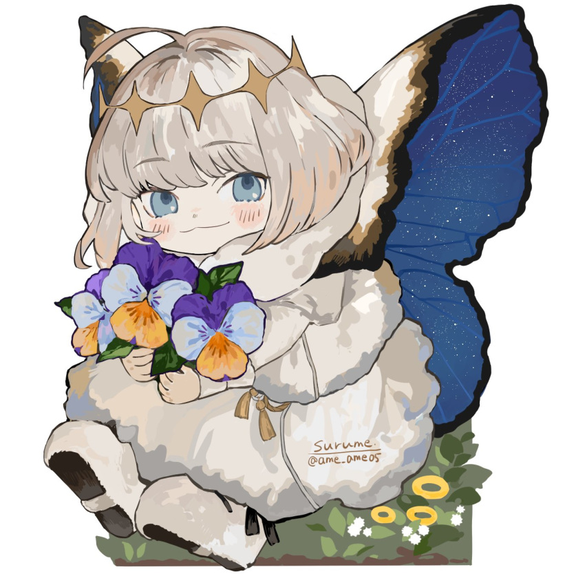 1boy ahoge artist_name bangs blue_eyes blush chibi child cloak closed_mouth commentary_request crown diamond_hairband fate/grand_order fate_(series) flower full_body fur-trimmed_cloak fur_collar fur_trim highres holding holding_flower long_sleeves looking_at_viewer male_focus medium_hair multicolored_flower no_wings oberon_(fate) official_alternate_costume puffy_sleeves simple_background smile solo surume_(su1193) tassel twitter_username white_background white_cloak white_footwear white_hair