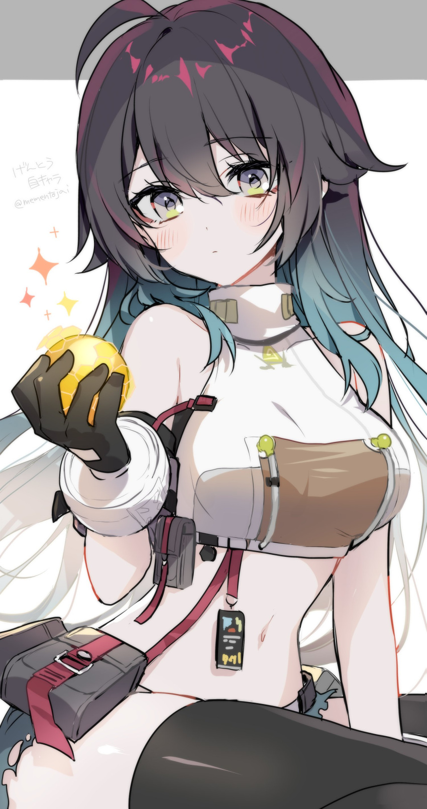 1girl absurdres ahoge bare_shoulders black_gloves black_hair black_thighhighs blue_hair blush bracelet breasts brown_bag closed_mouth cropped_shirt cutout_gloves gloves gradient_hair green_eyes grey_eyes hair_flaps highres holding_orb id_card jewelry medium_breasts memeno multicolored_hair navel pouch sidelocks sitting solo sparkle thighhighs tower_of_fantasy turtleneck wanderer_(tower_of_fantasy)