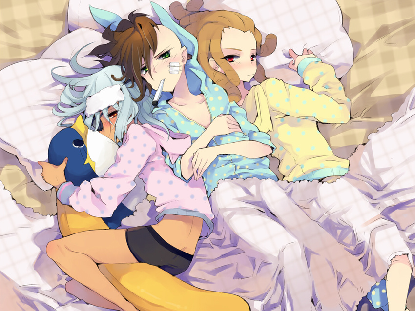 bad_id bad_pixiv_id bird eyepatch fudou_akio inazuma_eleven inazuma_eleven_(series) kidou_yuuto lying multiple_boys pajamas penguin rugo sakuma_jirou stuffed_toy