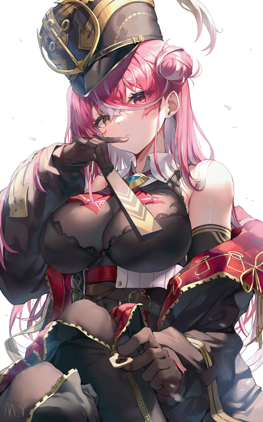 1girl ascot black_gloves black_headwear black_jacket breasts brown_gloves closed_mouth gloves hair_bun hand_fan hat heterochromia highres holding holding_fan hololive houshou_marine jacket large_breasts looking_at_viewer multicolored_hair myung_yi red_ascot red_eyes red_hair simple_background single_hair_bun solo two-tone_hair virtual_youtuber white_background white_hair