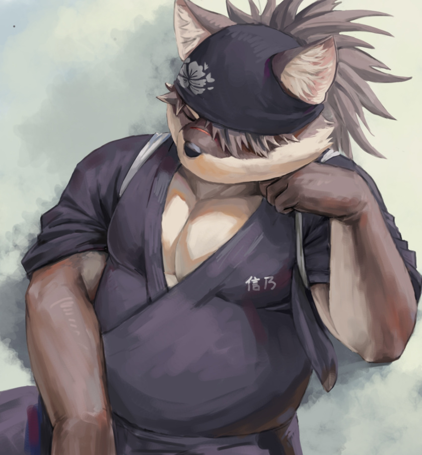 1boy animal_ears arm_support bara black_headwear brown_fur commentary dog_boy dog_ears grey_background high_ponytail highres japanese_clothes kimono long_hair male_focus muscular muscular_male pectoral_cleavage pectorals plump scar scar_on_face scar_on_nose shino_(housamo) sleeping sleeping_upright solo tokyo_afterschool_summoners two-tone_fur upper_body xinchpo yellow_fur